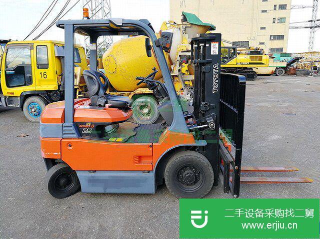 轉讓8成新二手豐田7FB25 2.5噸叉車一臺