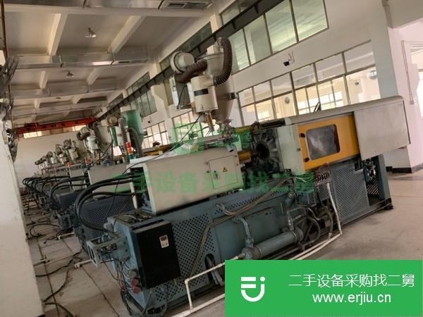 出售十六臺全立發100注塑機一批