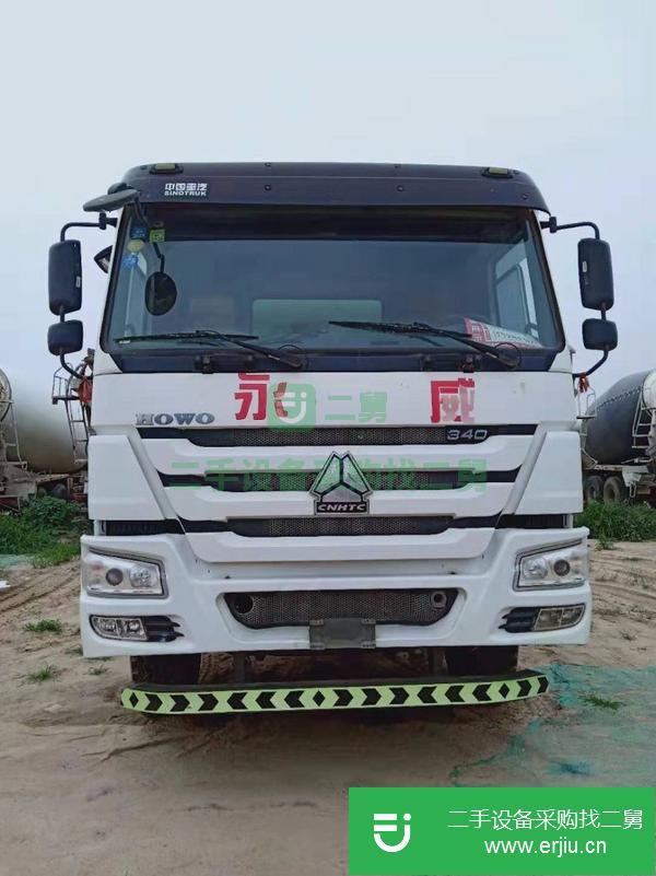 出售一批17年二手豪沃攪拌車 340馬力 大12方