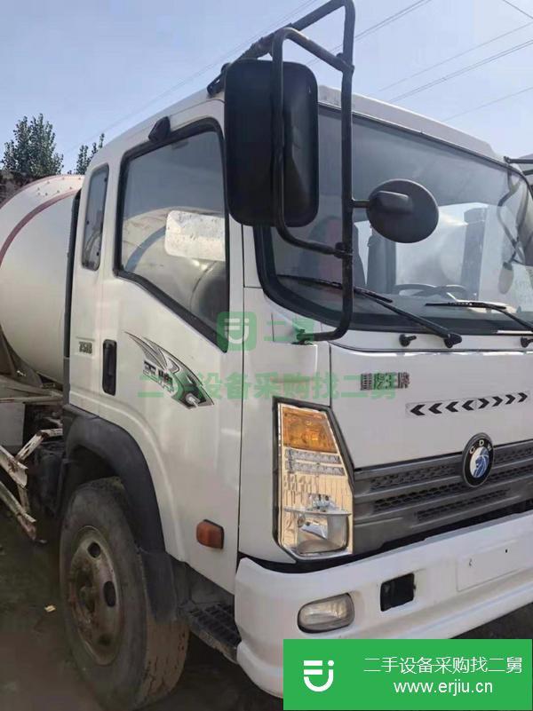 轉讓賣車 一臺15年重汽王牌攪拌車,4方罐,無手續