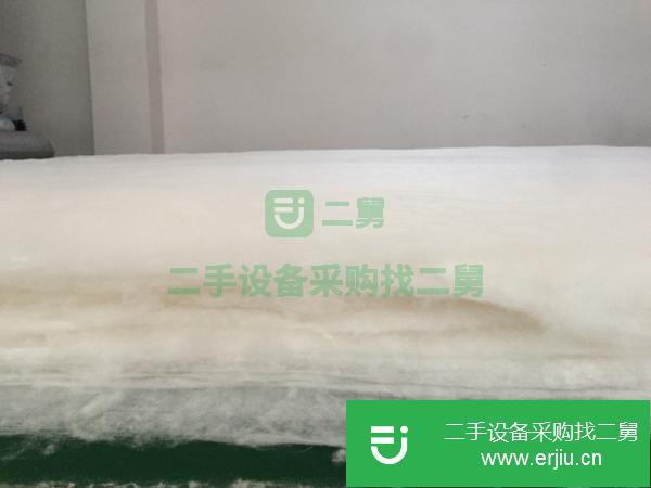轉(zhuǎn)讓9成新 使用僅6個(gè)月 優(yōu)意棉胎成型機(jī)