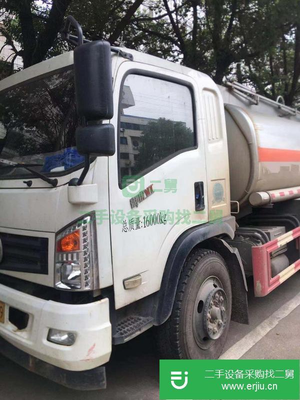 轉(zhuǎn)讓二手12噸東風柴油運輸車低價處理