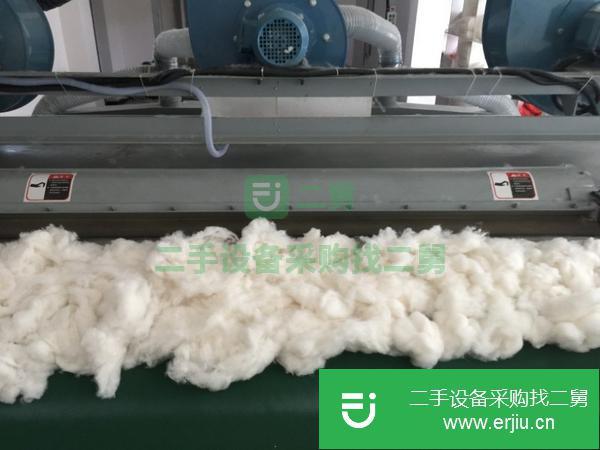 轉(zhuǎn)讓9成新 使用僅6個(gè)月 優(yōu)意棉胎成型機(jī)