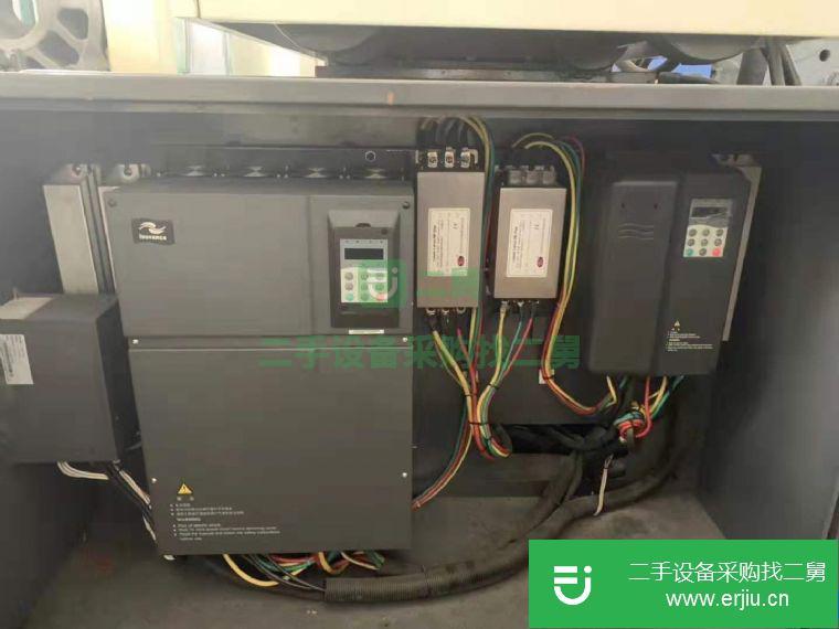 轉(zhuǎn)讓二手注塑機(jī)超群550噸 價(jià)格實(shí)惠