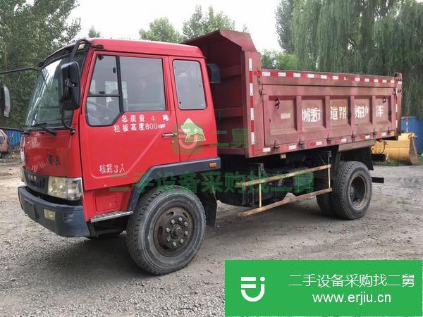 低價(jià)轉(zhuǎn)讓出售解放自卸車，九成新