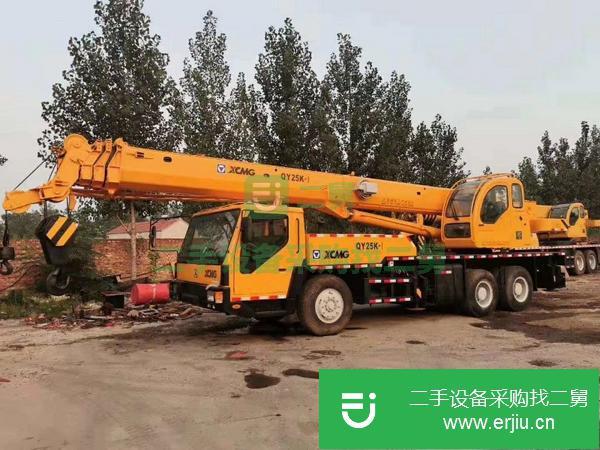 出售二手的九成新的精品08年徐工25K吊車