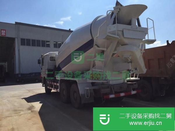 十臺七八成新江淮攪拌車出售