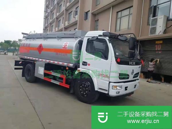 轉(zhuǎn)讓楚勝國五8噸加油車包上戶可分期驗(yàn)車付款