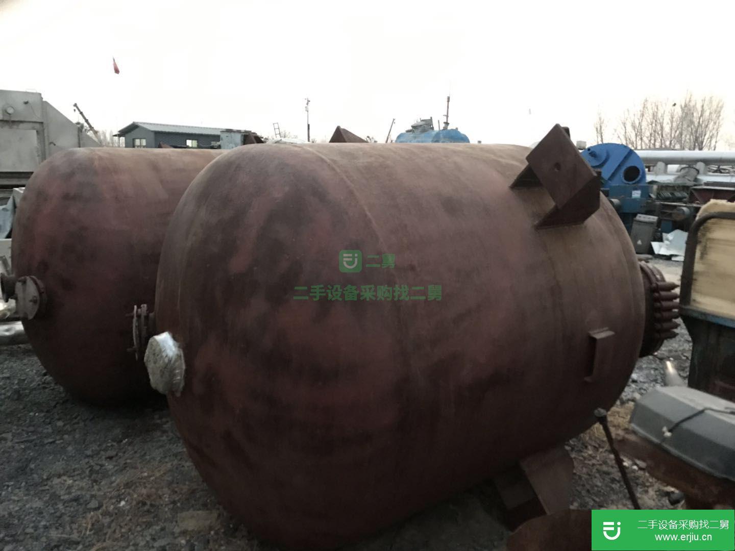 低價出售二手搪瓷儲罐，九成新