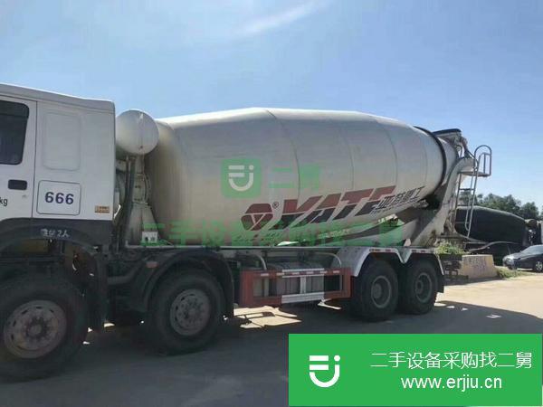 轉讓二手豪沃18年大20方攪拌車 可按揭 二手國五水泥攪拌罐車