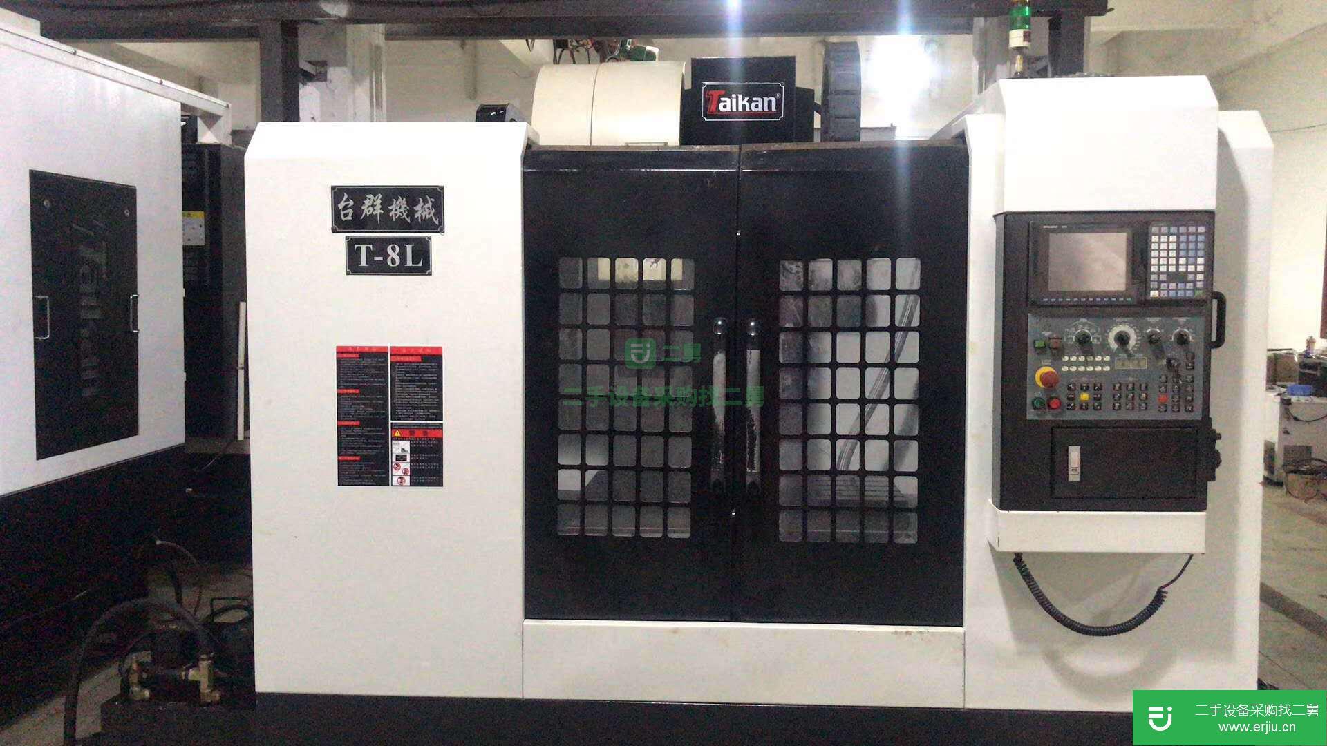 低價(jià)處理臺(tái)群850加工中心一臺(tái)