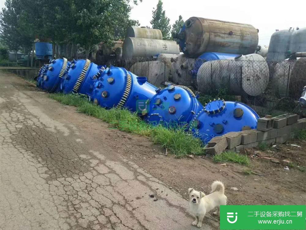 轉讓出售二手5000L搪瓷反應釜