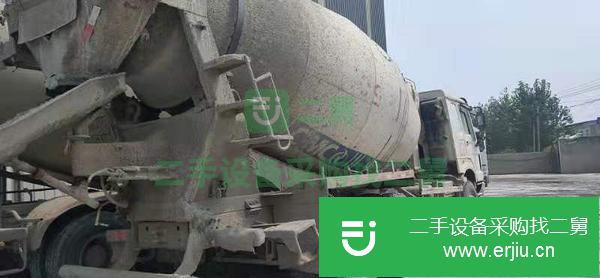 轉讓二手的八成新左右的12年豪沃攪拌車