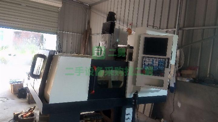 8成新出售2臺6050型70601臺飛鶴，一帆6050型70精雕機