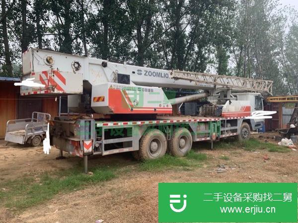 轉(zhuǎn)讓中聯(lián)25噸4節(jié)臂吊車