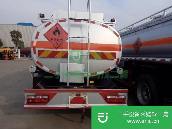 轉(zhuǎn)讓急售 8噸油罐車帶戶手續(xù)齊全 急售