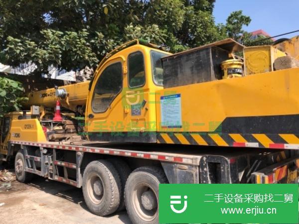 轉讓二手的徐工20G吊車個人一手車,無漏油,無漏水,機器動力性能強勁,原車漆,