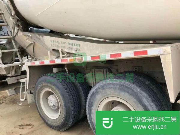出售17年國五大20方德龍混凝土攪拌罐車,手續齊全,車況精品