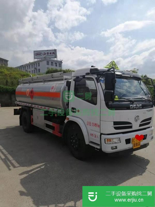 轉(zhuǎn)讓急售 8噸油罐車帶戶手續(xù)齊全 急售