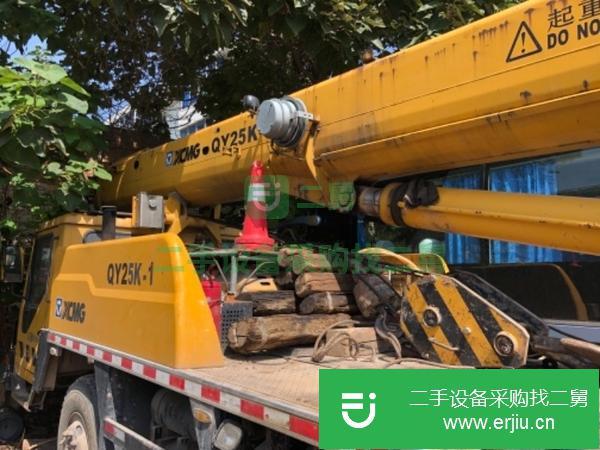 轉讓二手的徐工20G吊車個人一手車,無漏油,無漏水,機器動力性能強勁,原車漆,