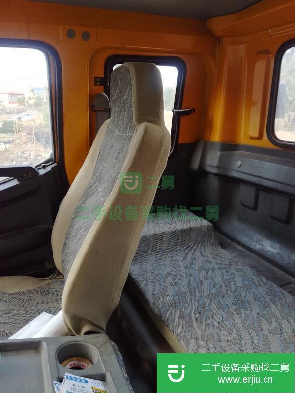 轉讓10噸吊車五節(jié)臂