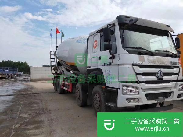 低價出售18年豪沃攪拌車，22方包提檔過戶可分期付款！