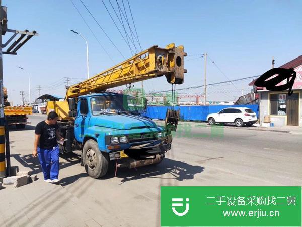 轉(zhuǎn)讓11年8噸吊車