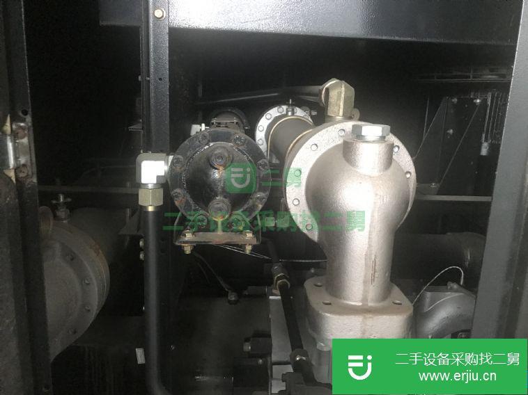 轉(zhuǎn)讓:二手英格索蘭無油空壓機SM55