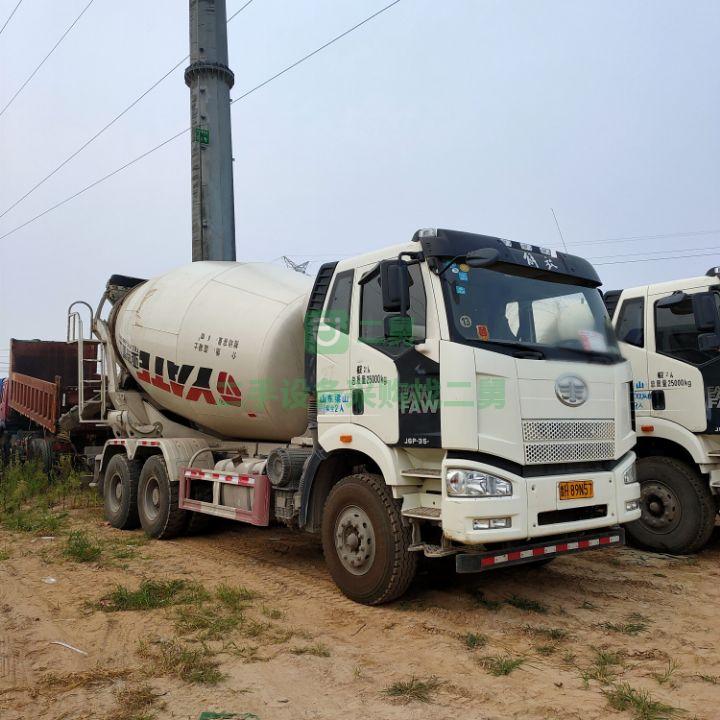 出售國五混凝土攪拌車攪拌罐車 解放J6大14方拉16方亞特上裝