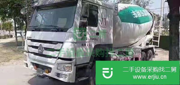 出售17年豪沃攪拌車  國五排放  380馬力