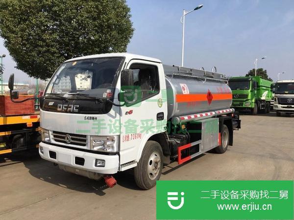 轉(zhuǎn)讓東風(fēng)多利卡5噸8噸油罐車包上戶二手工地專用油罐車