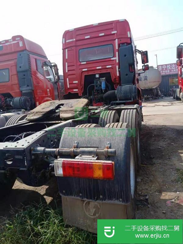 轉(zhuǎn)讓17年二手德龍牽引車 430馬力 雙驅(qū)輕體