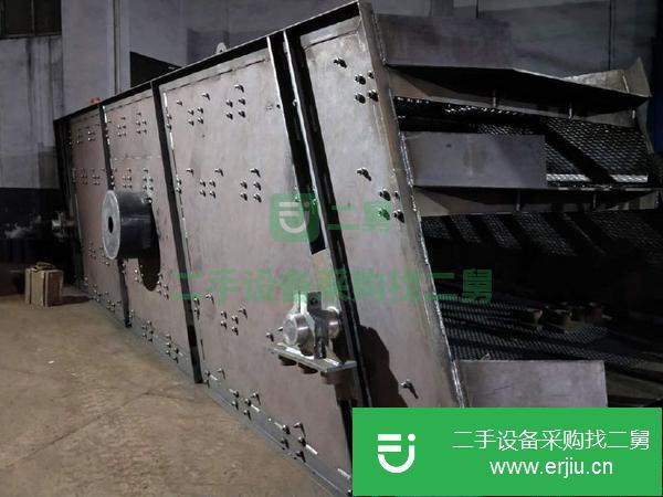 轉(zhuǎn)讓移動式破碎機 振動篩子