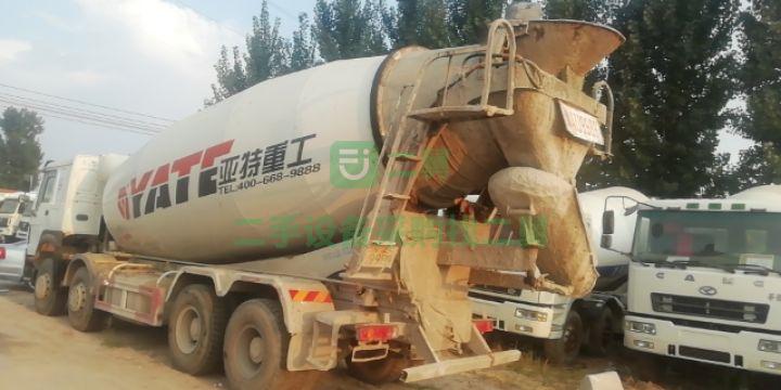 急售9成新攪拌車豪沃唐山亞特上裝江蘇省淮安市