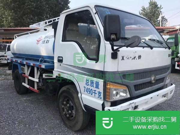出售單位退役五噸吸糞車