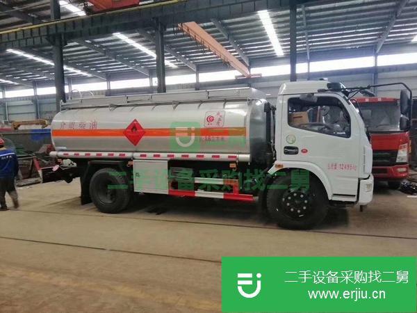轉(zhuǎn)讓二手8噸江淮油罐車可異地審車