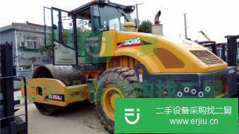 馬鞍山市個人低價急賣二手26噸壓路機
