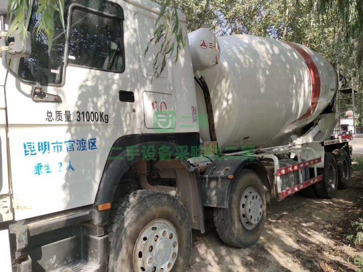 急售9成新攪拌車18年豪沃底盤三一上裝大20方豪沃河北滄州