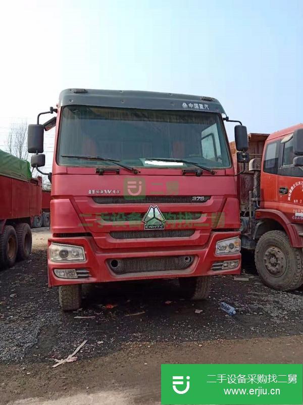 出售13年二手豪沃自卸車 375馬力 后八輪