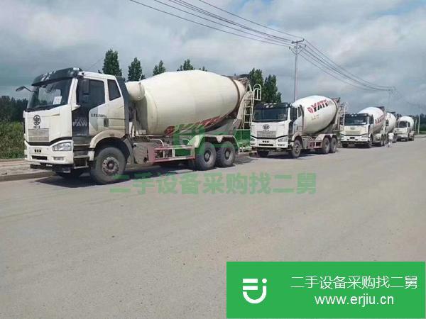 低價出售17年解放J6攪拌車 國五   大十四方唐山亞特罐
