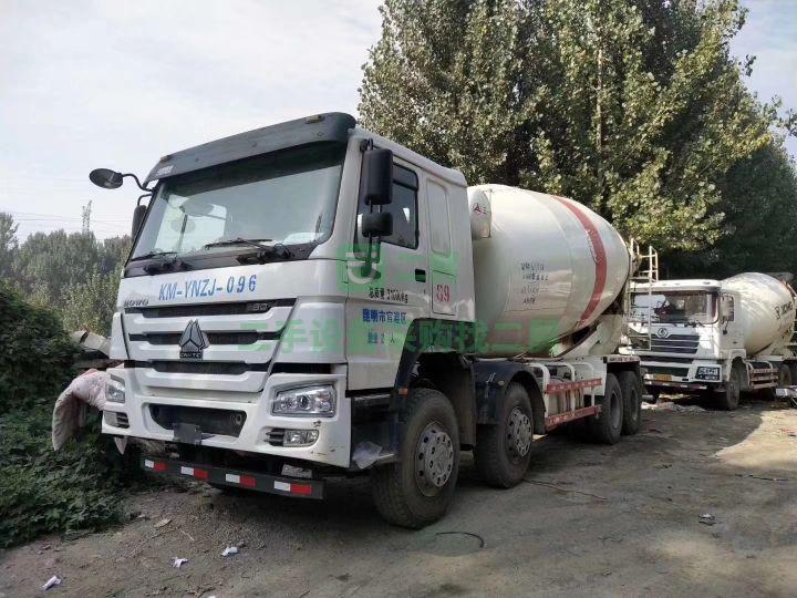 急售9成新攪拌車18年豪沃底盤三一上裝大20方豪沃河北滄州