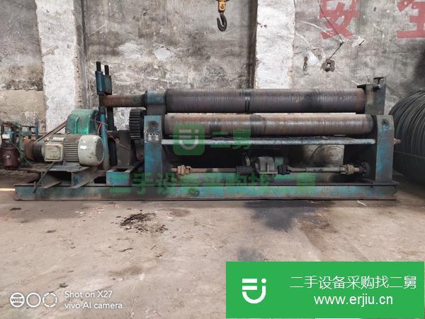 現(xiàn)貨出售二手實(shí)心W11-20*2200三輥對(duì)稱(chēng)式機(jī)械卷板機(jī)