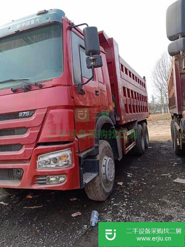 出售13年二手豪沃自卸車 375馬力 后八輪