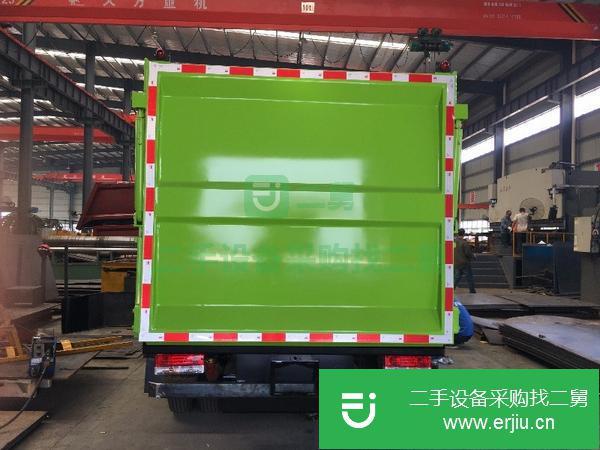 低價出售8方側裝垃圾車現車 可分期包上戶