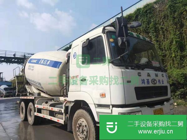 轉(zhuǎn)讓8臺(tái)干活車，國(guó)四華凌攪拌車大12方