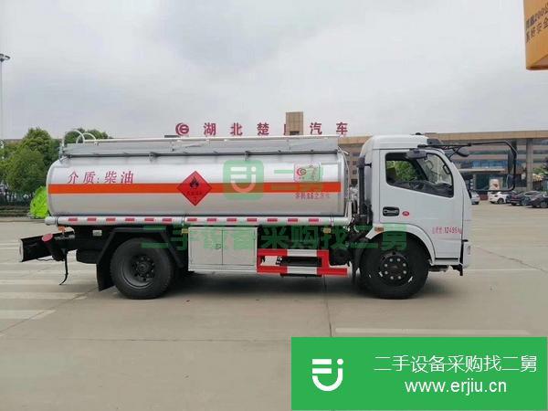 轉(zhuǎn)讓二手8噸江淮油罐車可異地審車
