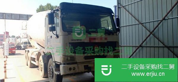 轉讓出售九成新豪沃亞特上裝攪拌車