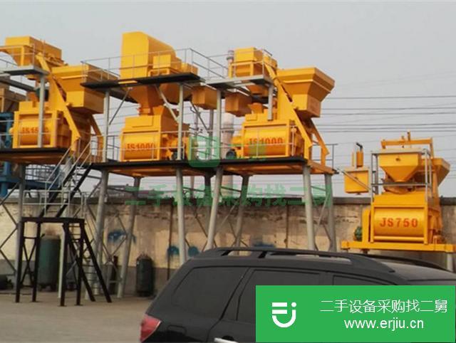 出售二手的環(huán)保實(shí)用JS500混凝土攪拌機(jī)