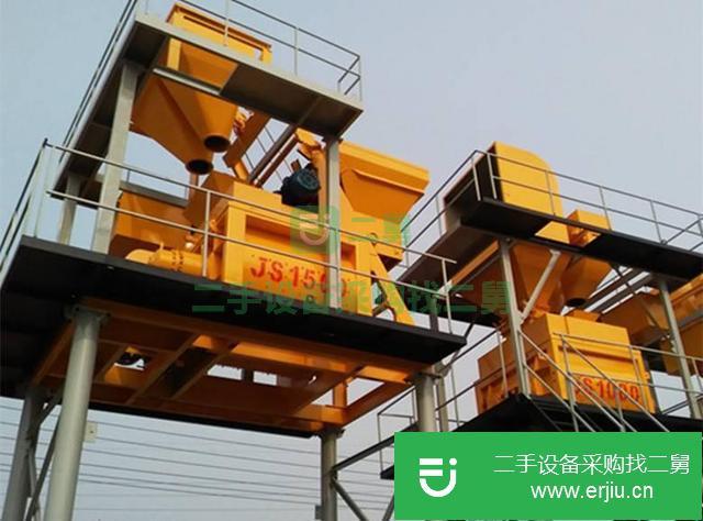 出售二手的環(huán)保實(shí)用JS500混凝土攪拌機(jī)