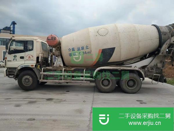 轉(zhuǎn)讓二手的歐曼原裝貨,大十四攪拌車